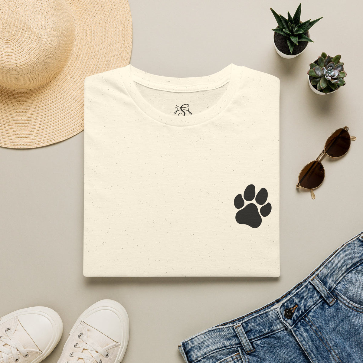 Paw Print - Cute Minimal Pet Lover Tee